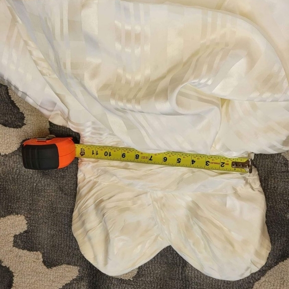 Hayley Paige Ivory Striped Organza Wedding Dress - Picture 11 of 12